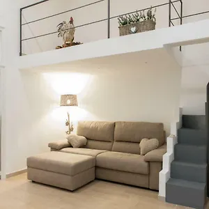Casa Moneka Politeama Italy